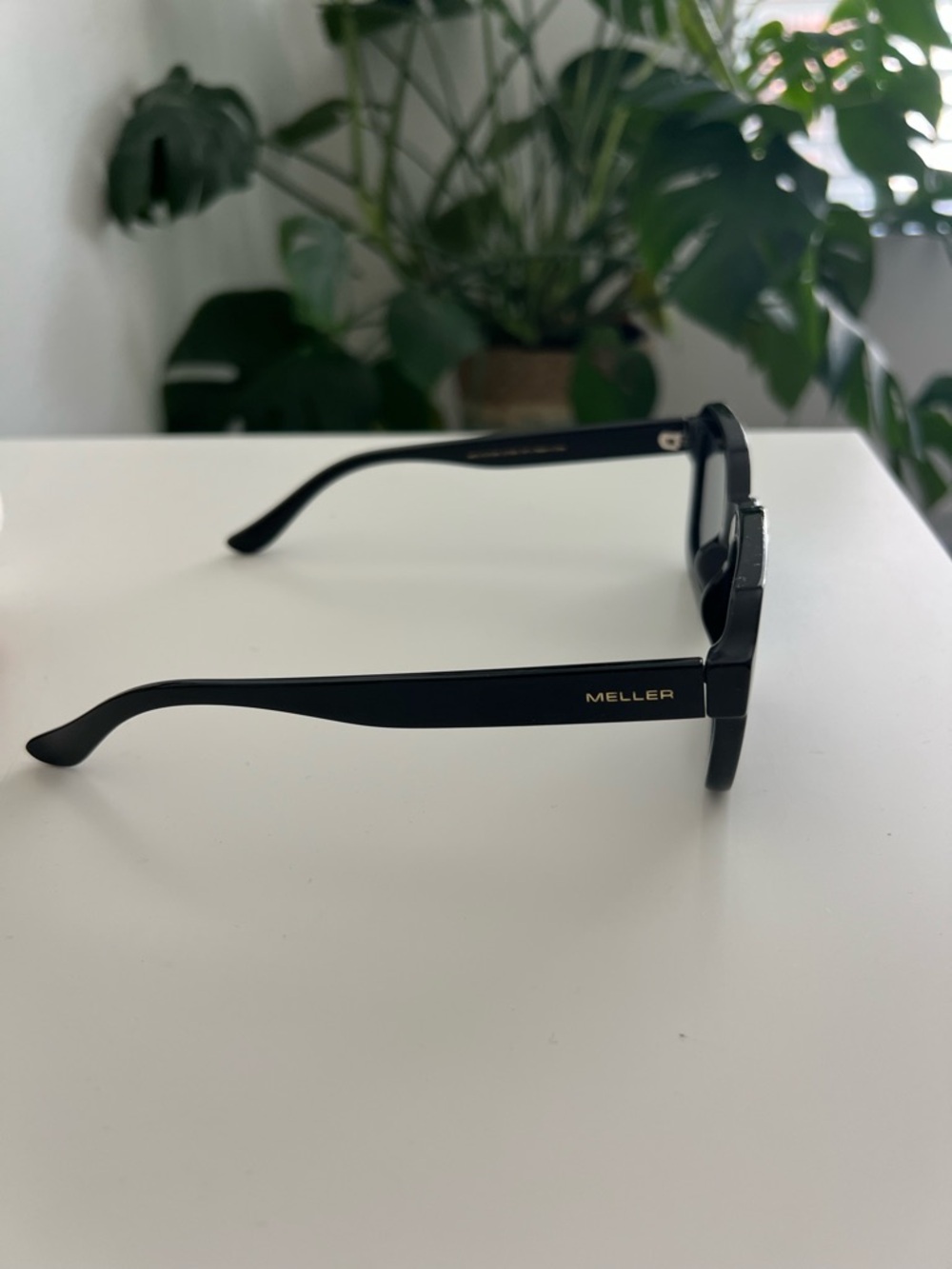 Meller Sunglasses - Picture 2 of 4